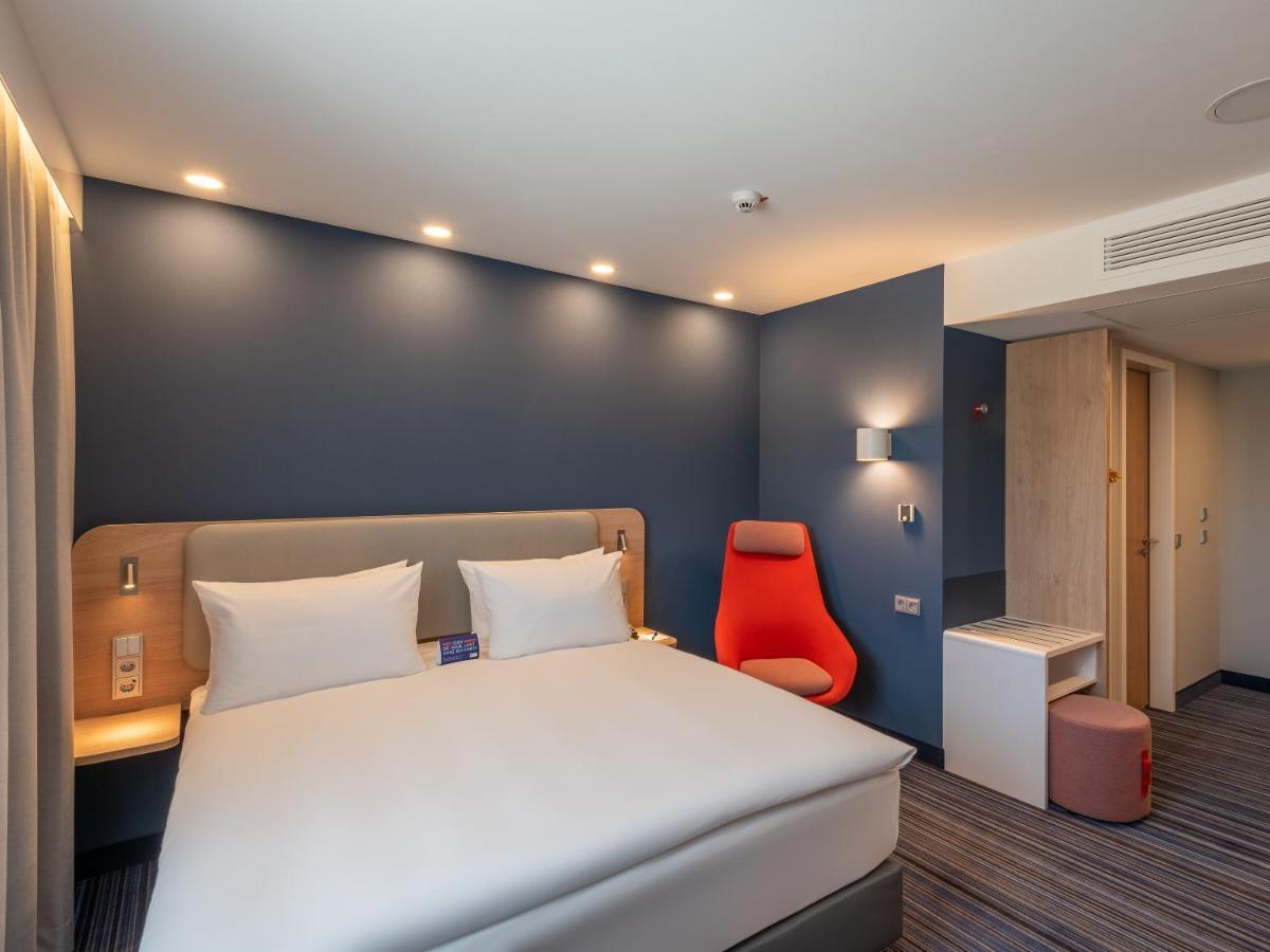 Holiday Inn Express - Hamburg South A7-As42 By Ihg Egestorf Exteriör bild