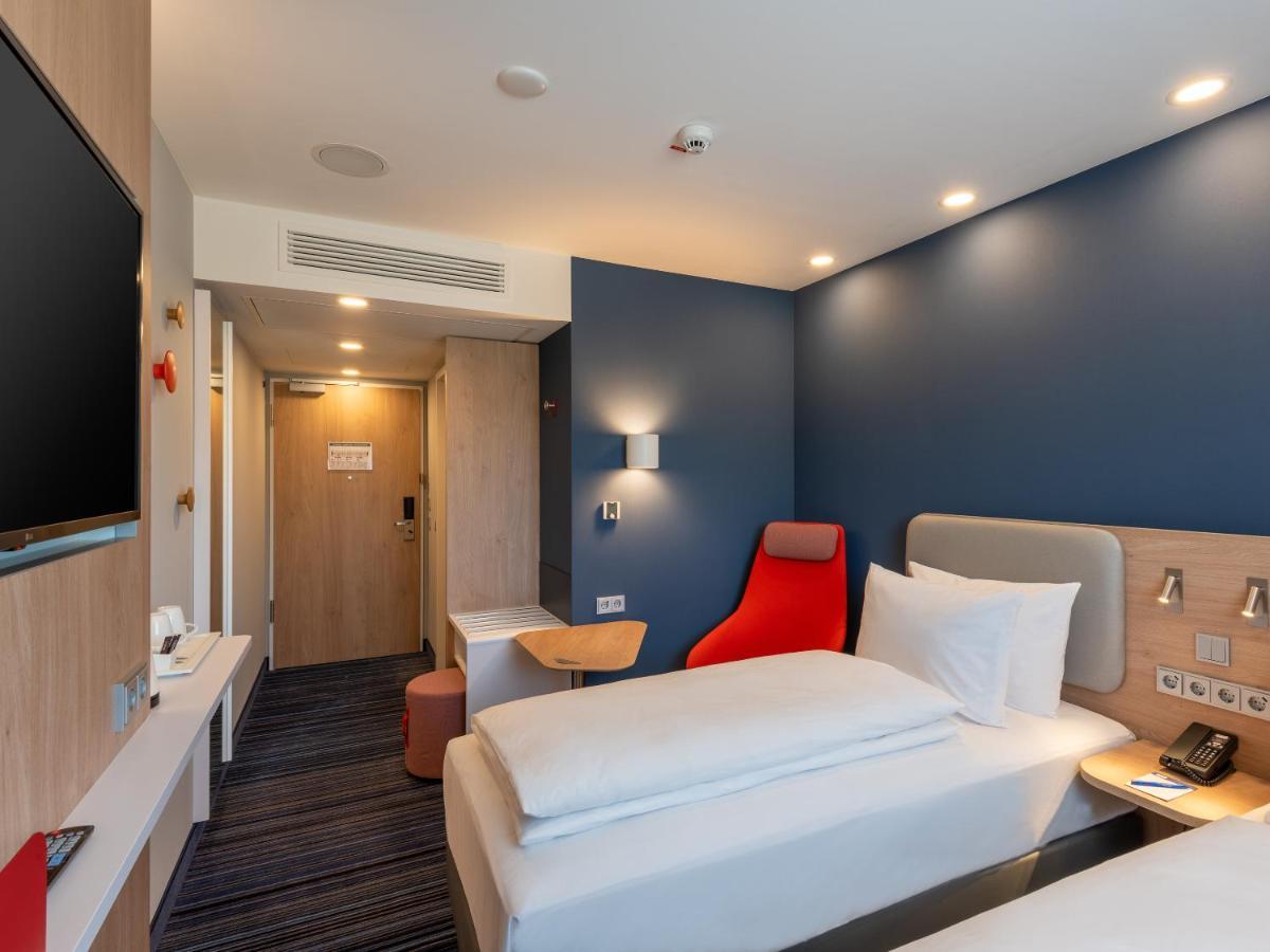 Holiday Inn Express - Hamburg South A7-As42 By Ihg Egestorf Exteriör bild