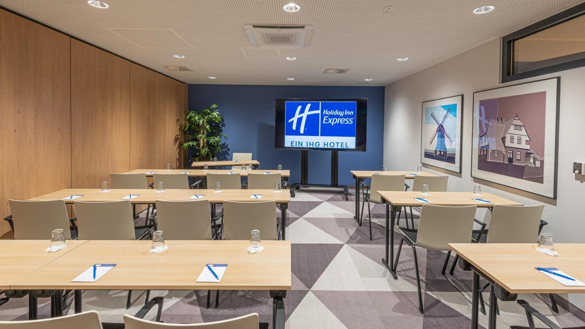 Holiday Inn Express - Hamburg South A7-As42 By Ihg Egestorf Exteriör bild