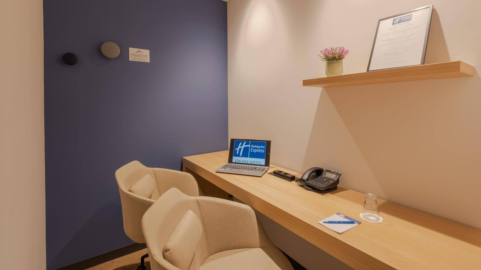 Holiday Inn Express - Hamburg South A7-As42 By Ihg Egestorf Exteriör bild