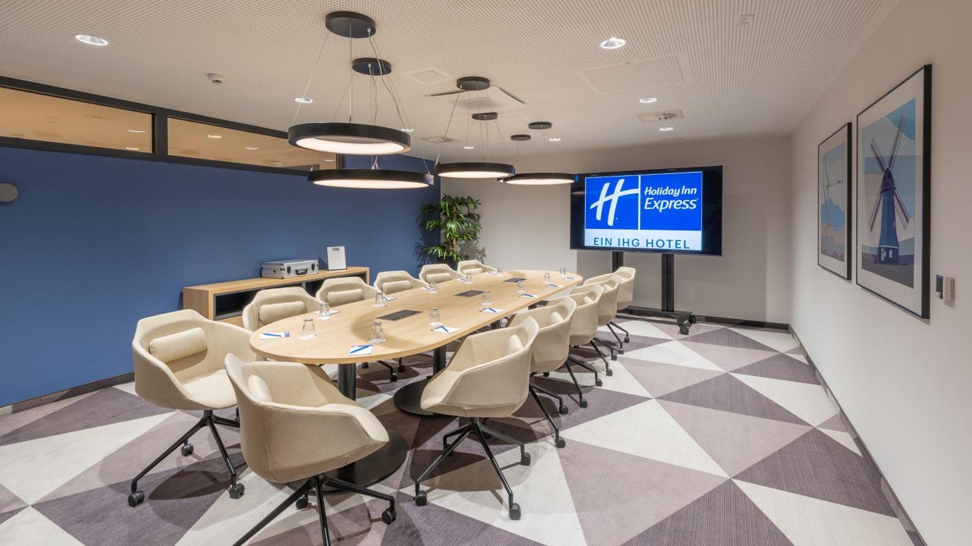 Holiday Inn Express - Hamburg South A7-As42 By Ihg Egestorf Exteriör bild